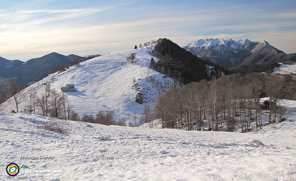 17 Ancora uno sguardo alla Sella e poi mi tuffo nel bosco....JPG